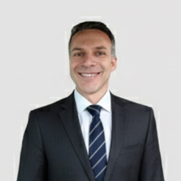 Com. Robson Luis Puton