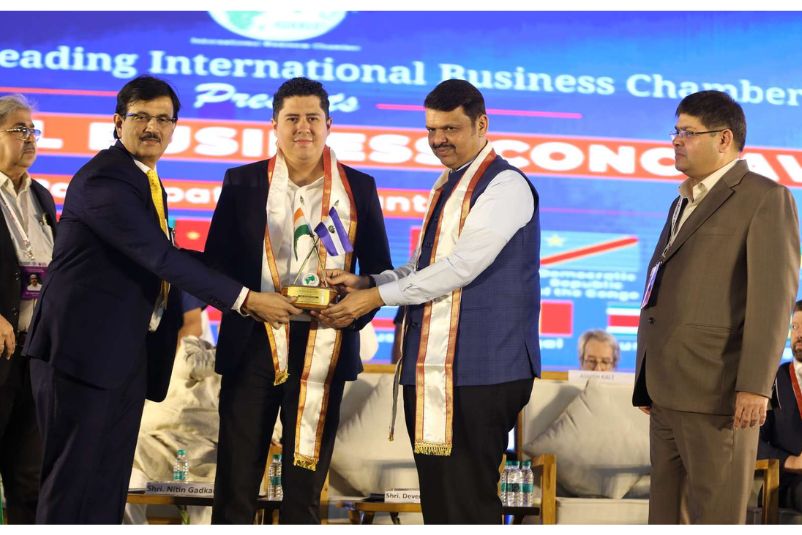 GIBF team with Nitin Gadkari